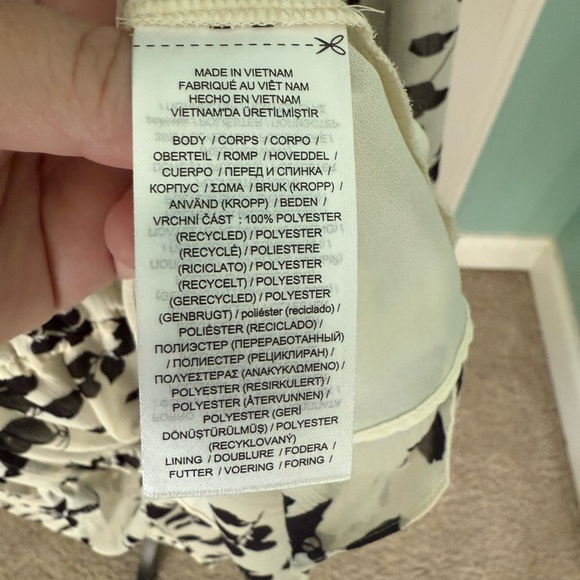 Ralph Lauren Floral Ruffle Trim Dress - 18 - Black and White - Picture 6 of 6